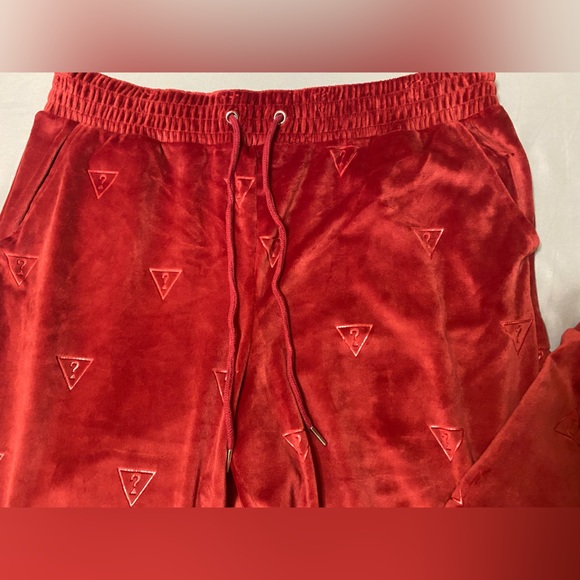 Guess red velour joggers - Picture 3 of 7